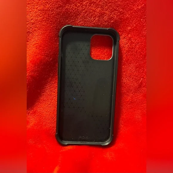 Leaf iPhone 12/12 Pro Case - Picture 3 of 10